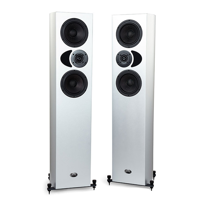  FORTé high end American walnut floorstanding Speakers