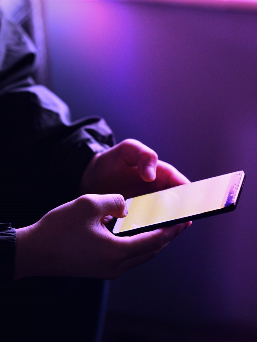 clear images and immersive sound, the V6A makes every moment feel real
