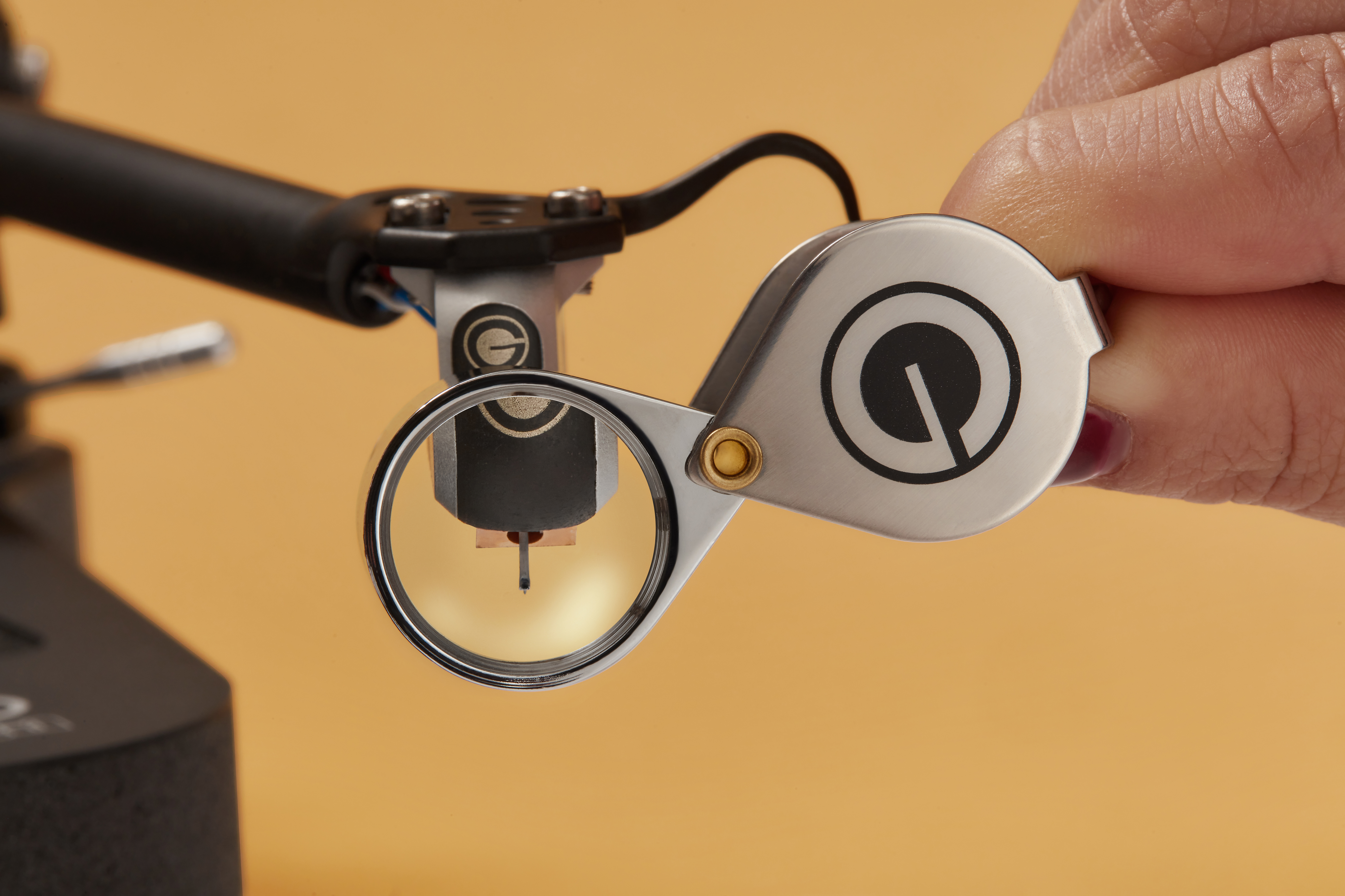 CARTRIDGES CARE MAGNIFYING LENS