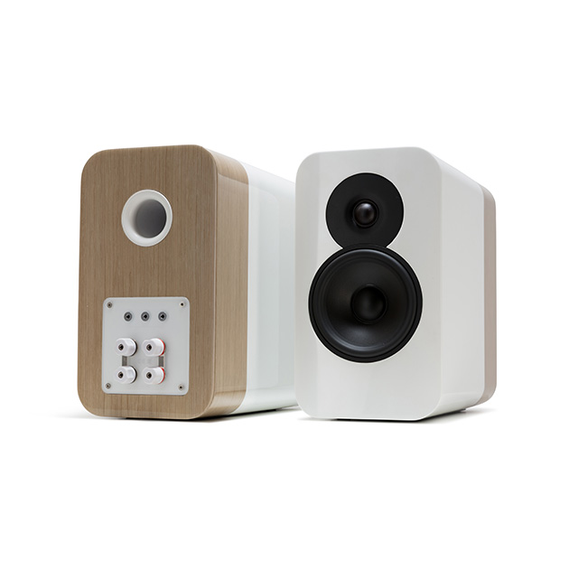Q CONCEPT 300 WHITE & OAK EXC STAND QA2720